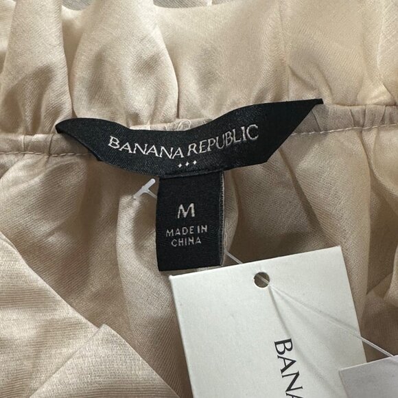 Banana Republic Womens Oyster Pearl Ruffle Neck Sheer Blouse SZ M Fairy Whimsy - Picture 3 of 9